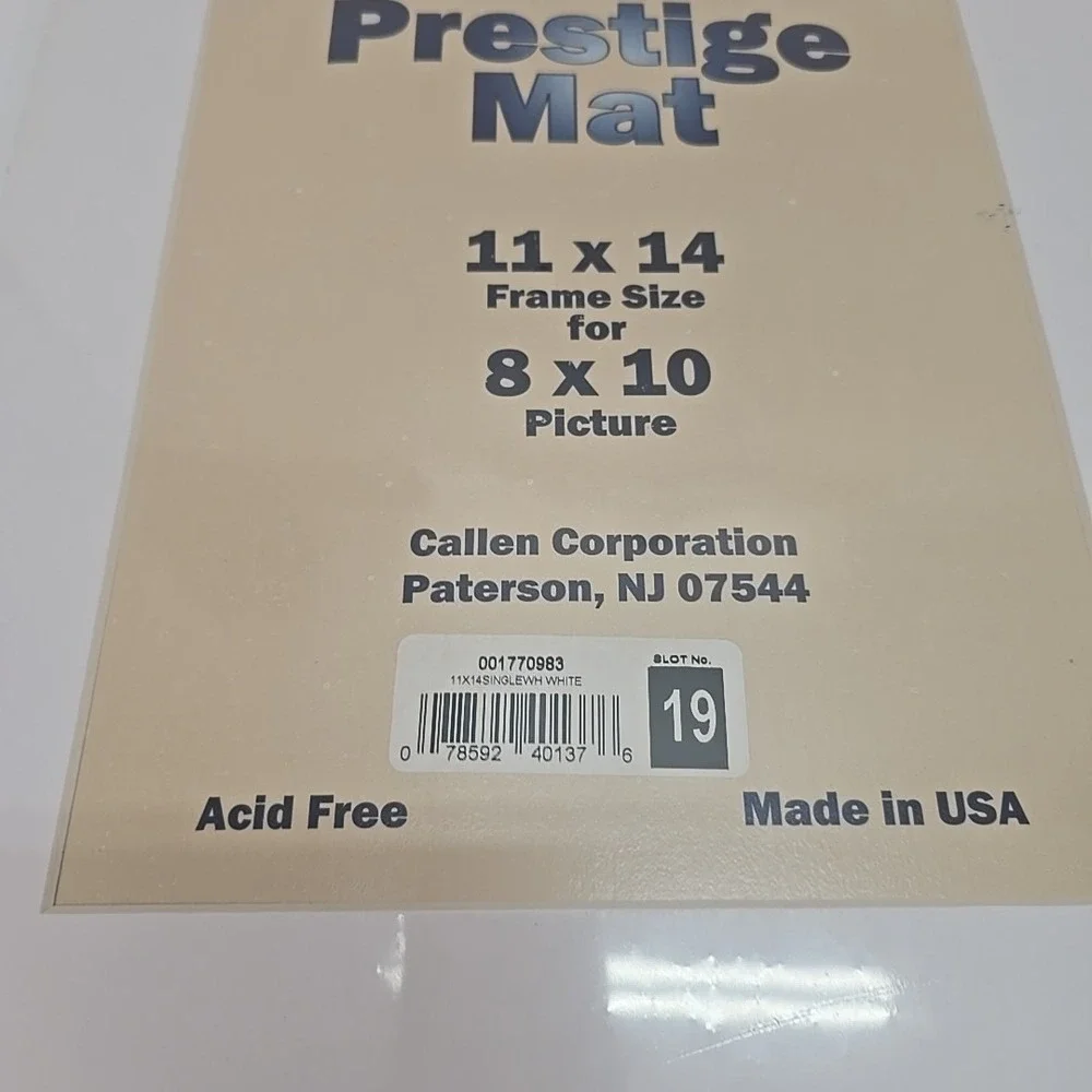 SEALED Callen Prestige Mats 11x14‎ Frame 8x10 Picture White Acid Free